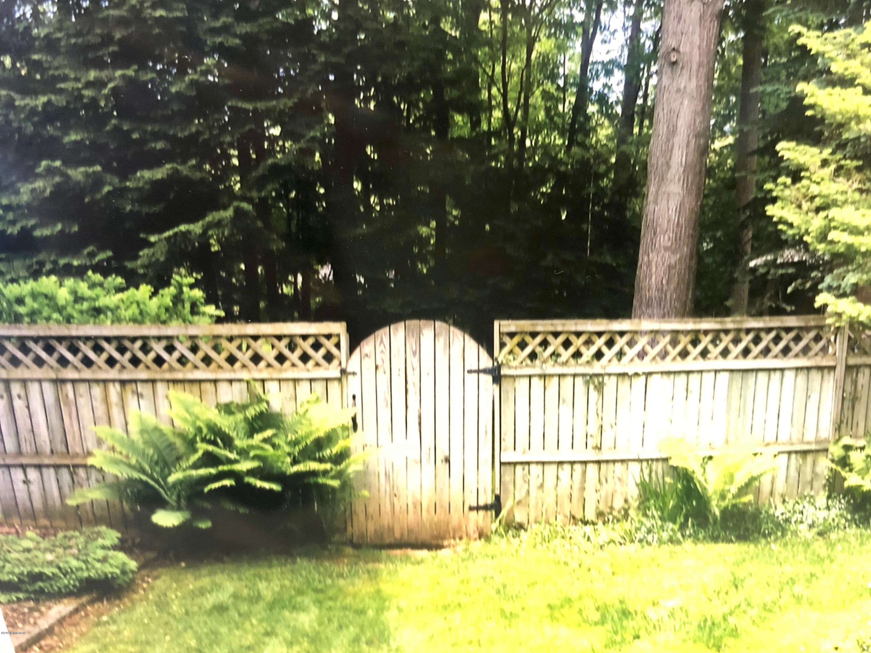 1349 Ivanhoe Road Ludington, MI 49431 - Photo 53 of 57 Summer View