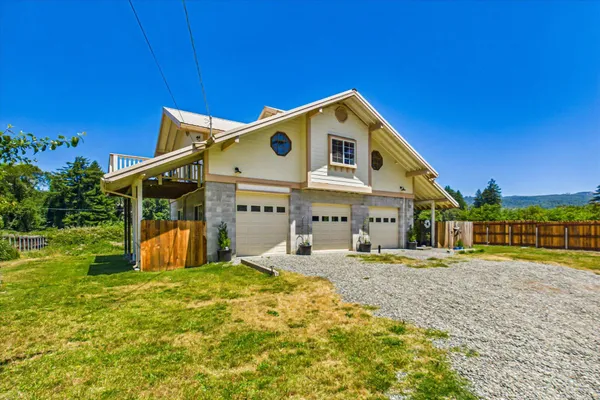 $465,000 | 373 Holmes Flat Road, Redcrest, CA 95569