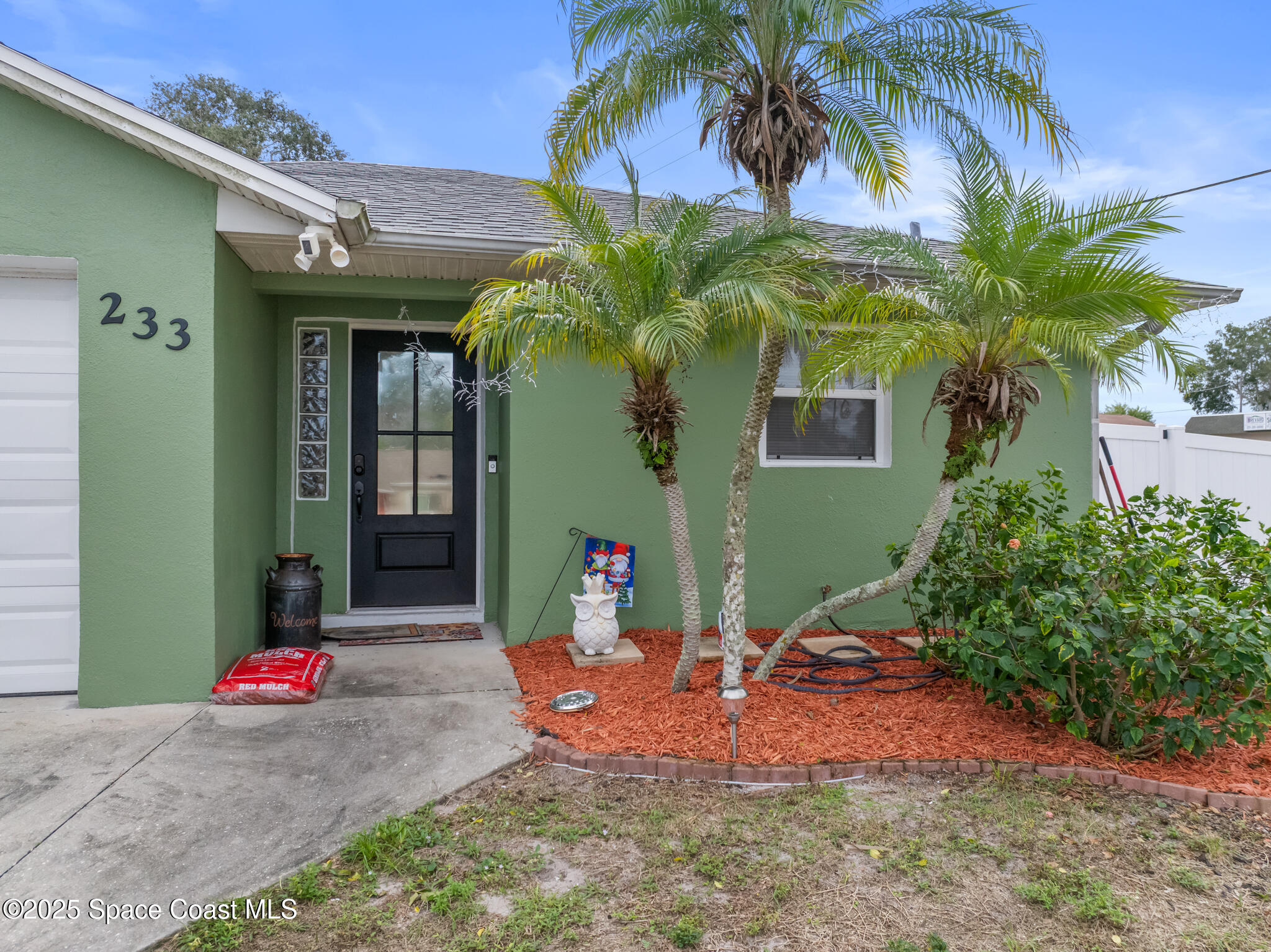 233 Broadview Drive Cocoa, FL 32922 - Photo 2 of 44 a view of a volley ball court
