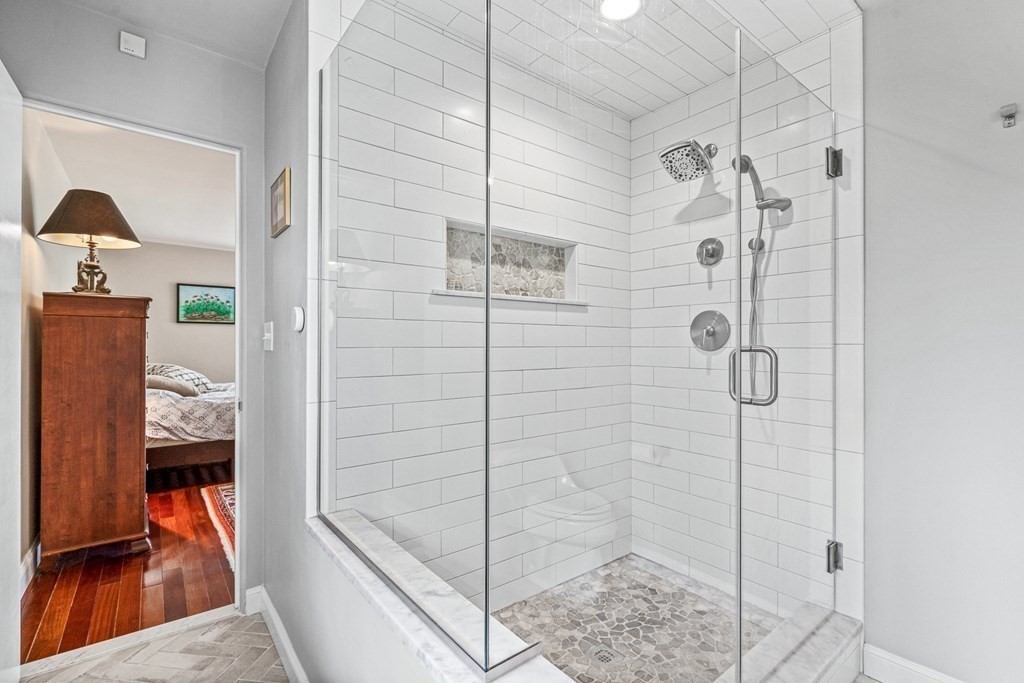 8 Warwick Circle Andover, MA 01810 - Photo 19 of 42