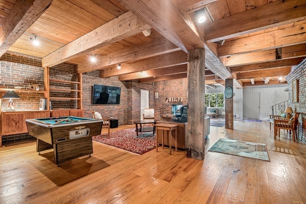 8 Warwick Circle Andover, MA 01810 - Photo 25 of 42