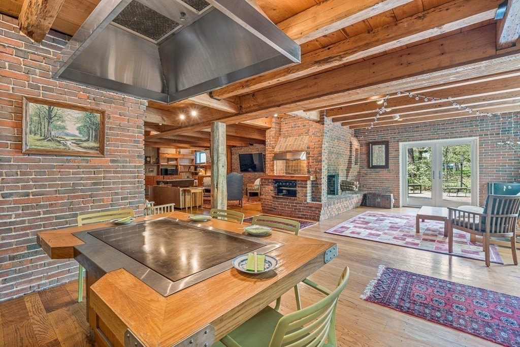 8 Warwick Circle Andover, MA 01810 - Photo 30 of 42