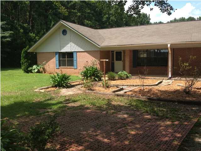 1989 Grady Baggett Road Baker, FL 32531 - Photo 2 of 32 Gallery Image 2