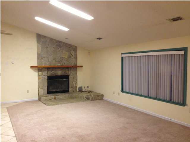 1989 Grady Baggett Road Baker, FL 32531 - Photo 5 of 32 Gallery Image 5