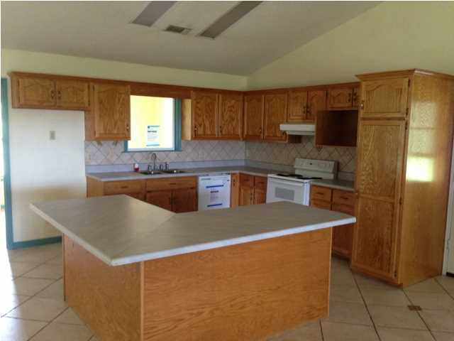 1989 Grady Baggett Road Baker, FL 32531 - Photo 10 of 32 Gallery Image 10