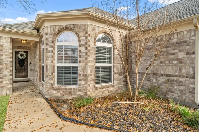 $299,000 | 19646 Hardwood Ridge Trail, Cypress, TX 77429