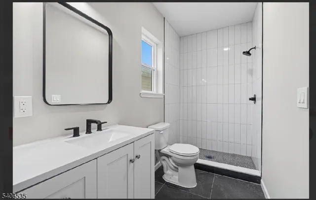 $2,800 | 57 Rosa Parks Boulevard, Unit 2, Paterson, NJ 07524