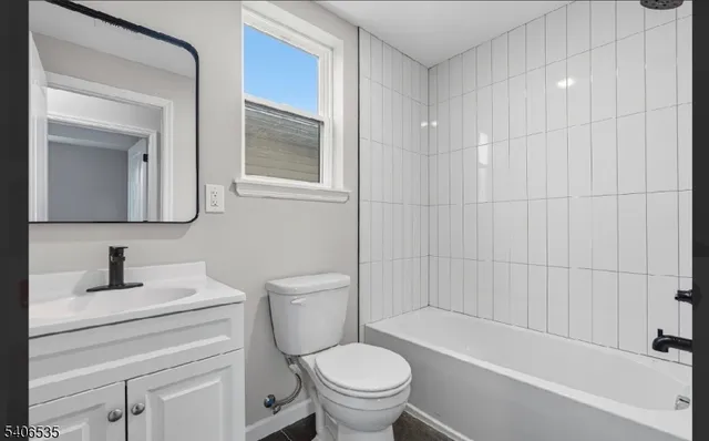 $2,800 | 57 Rosa Parks Boulevard, Unit 2, Paterson, NJ 07524