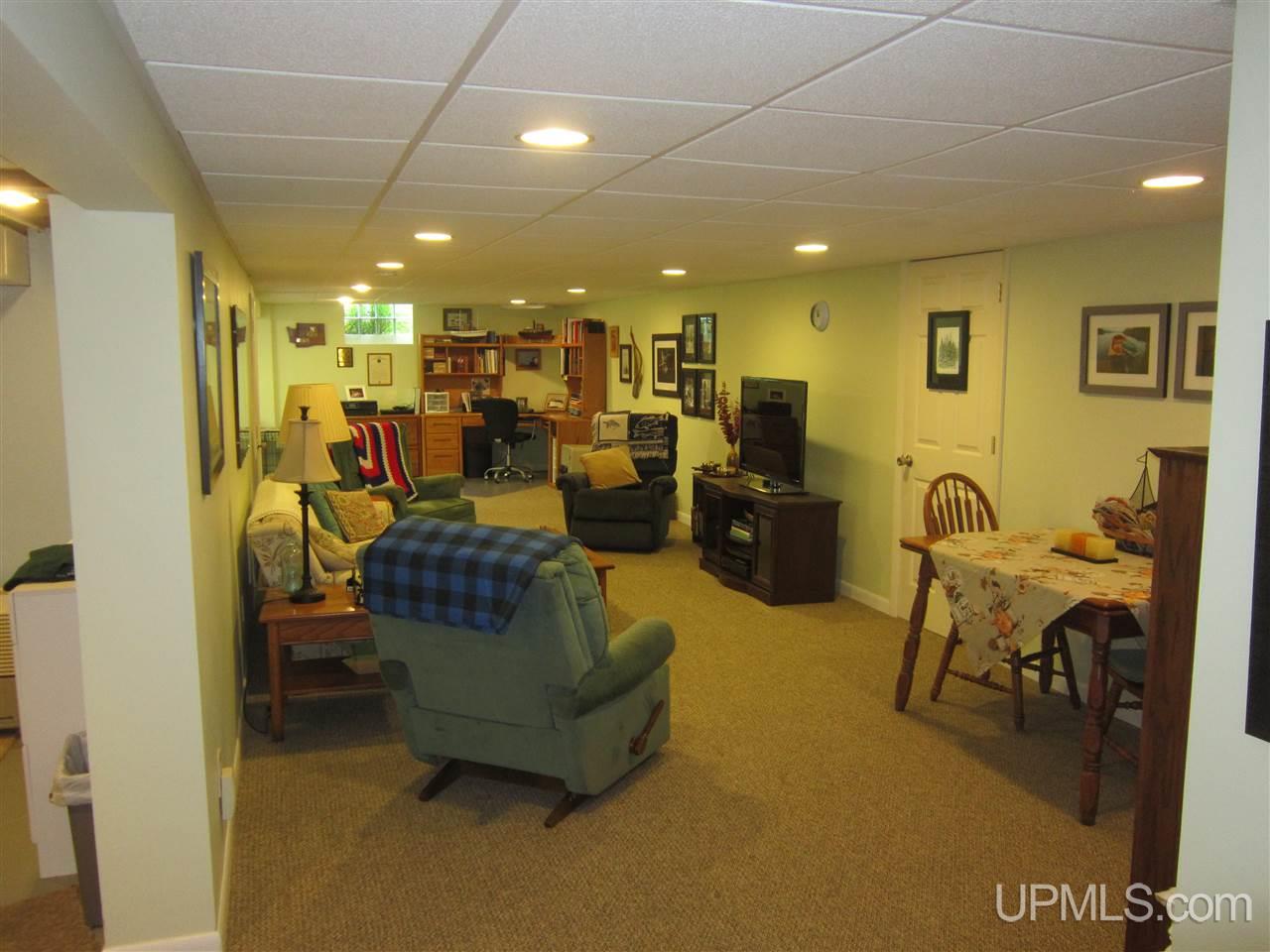 E9516 Lehnen Road Munising, MI 49862 - Photo 12 of 36 Gallery Image 12