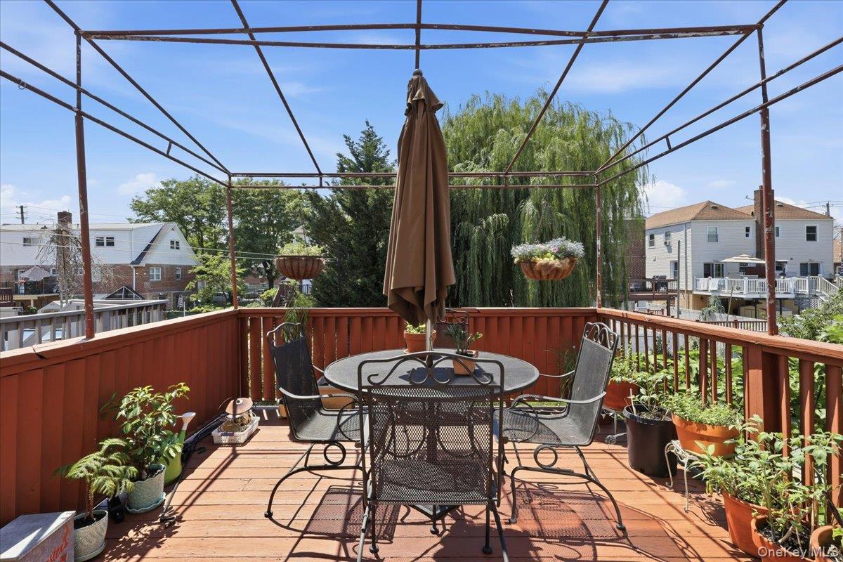 1415 Reed Place Bronx, NY 10465 - Photo 21 of 26