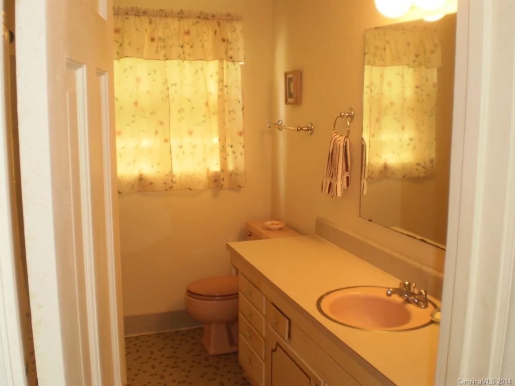 2021 Hempstead Road Rock Hill, SC 29732 - Photo 16 of 19 Gallery Image 16