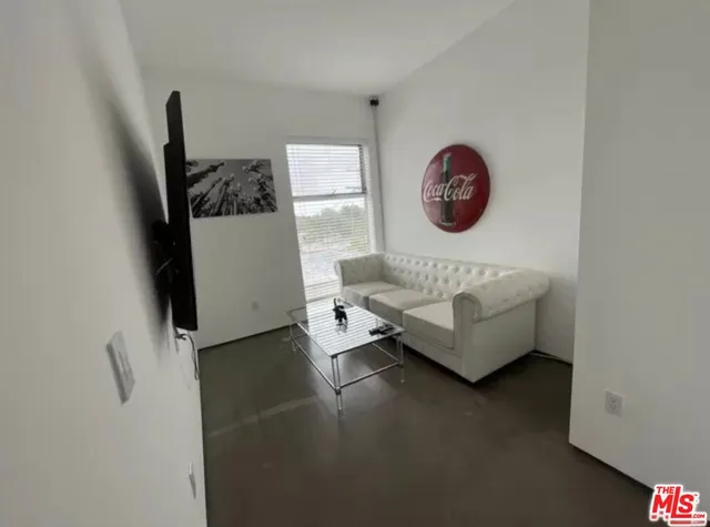 $1,099,000 | 611 North Bronson Avenue, Unit 10, Los Angeles, CA 90004