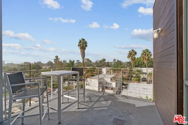 $1,099,000 | 611 North Bronson Avenue, Unit 10, Los Angeles, CA 90004