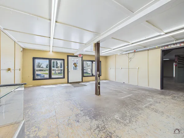 $279,900 | 46 Bridge Street, Benton, ME 04901