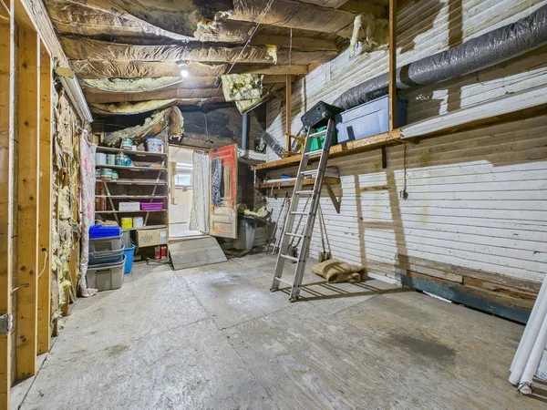 $279,900 | 46 Bridge Street, Benton, ME 04901