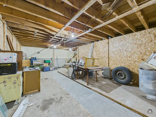 $279,900 | 46 Bridge Street, Benton, ME 04901