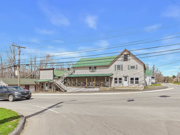 $279,900 | 46 Bridge Street, Benton, ME 04901