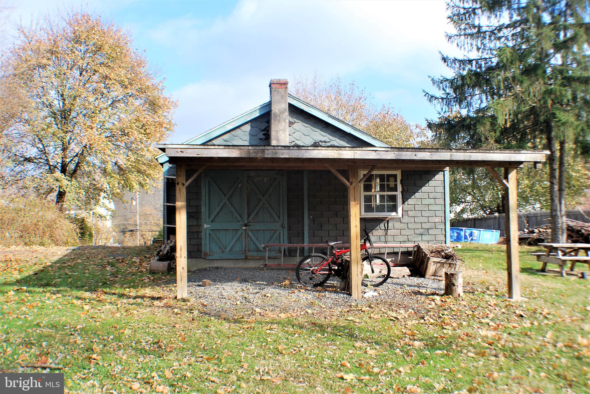 3199 Main Street Green Lane, PA 18054 - Photo 21 of 21 Rear of garage