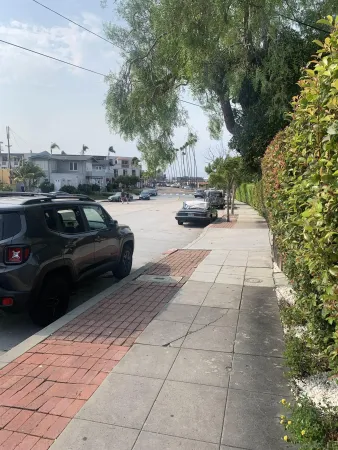 $5,500 | 7855 Exchange Place, La Jolla, CA 92037