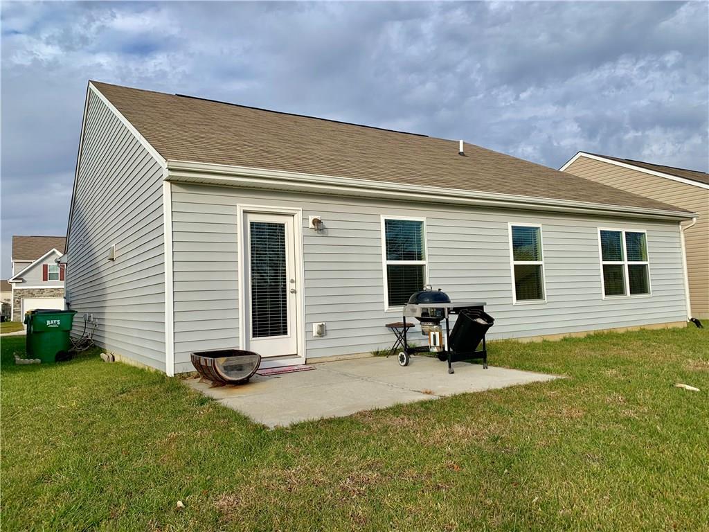 6111 Pebblebrooke Road Whitestown, IN 46075 - Photo 22 of 23