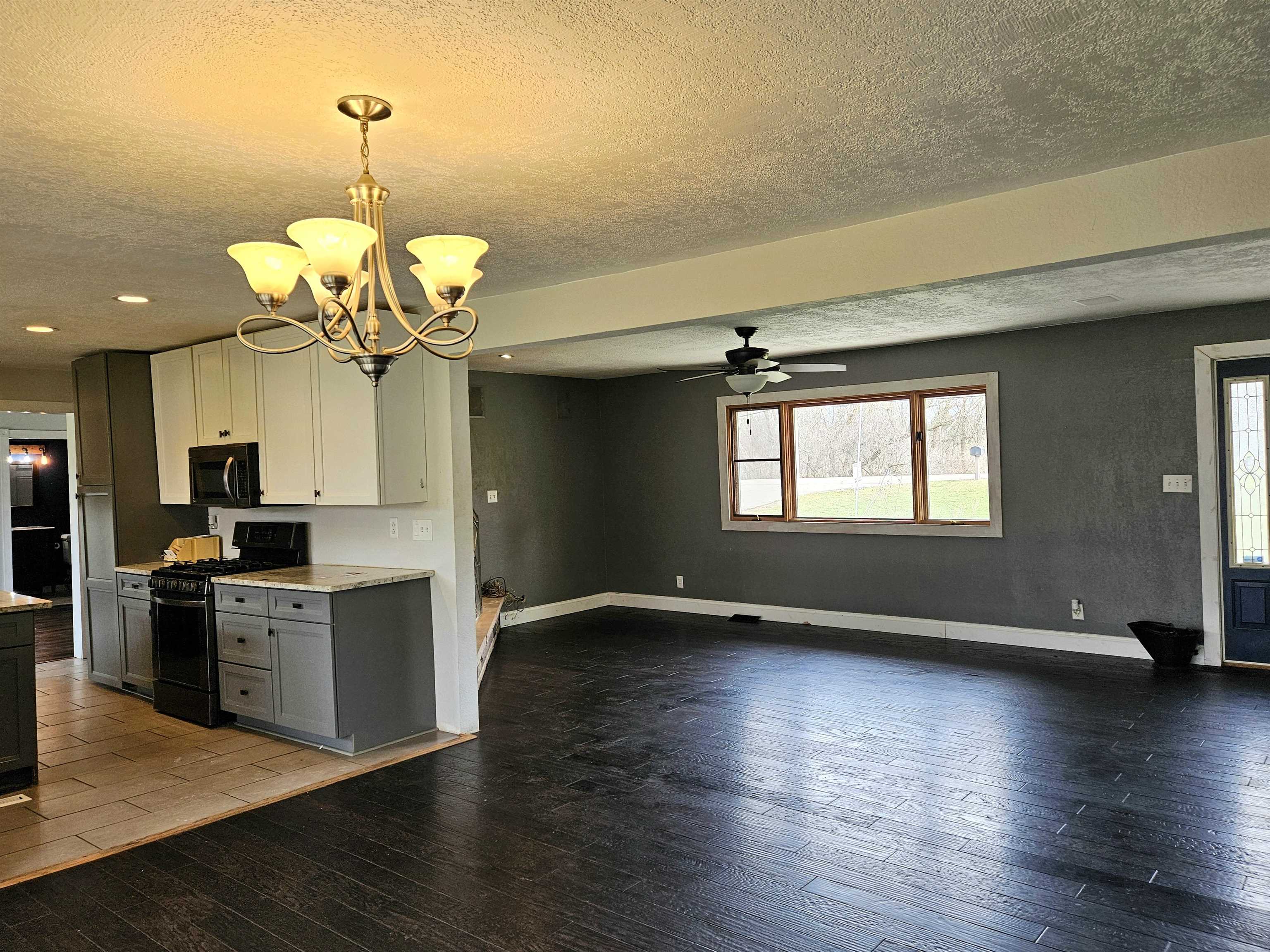 10582 Atwood Road Roscoe, IL 61073 - Photo 17 of 39 Gallery Image 17