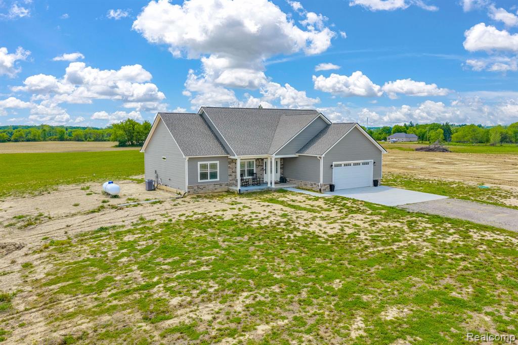 7600 Church Road Imlay City, MI 48444 - Photo 2 of 38