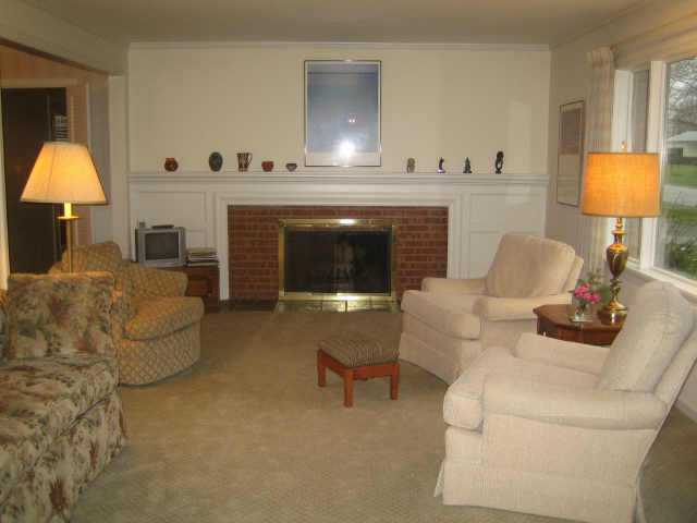 3206 Brandon Road Columbus, OH 43221 - Photo 2 of 10
