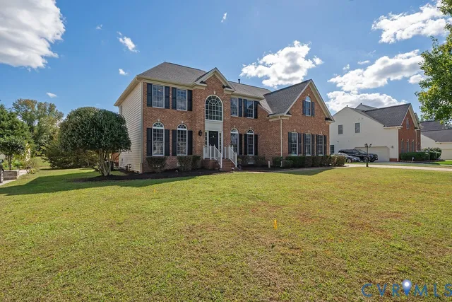 $590,000 | 13313 Silverdust Lane, Chester, VA 23836