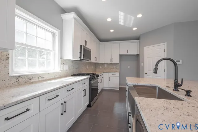 $590,000 | 13313 Silverdust Lane, Chester, VA 23836