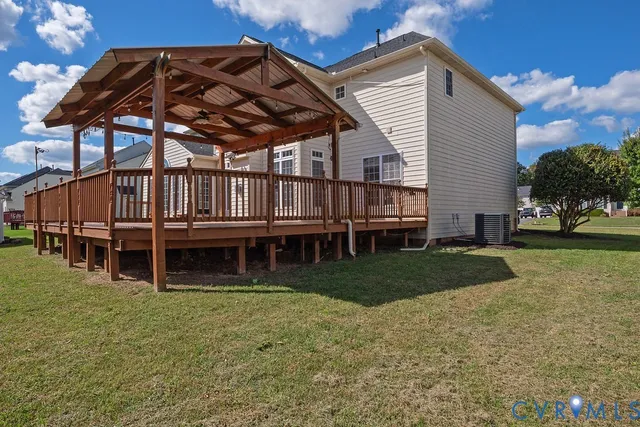 $590,000 | 13313 Silverdust Lane, Chester, VA 23836