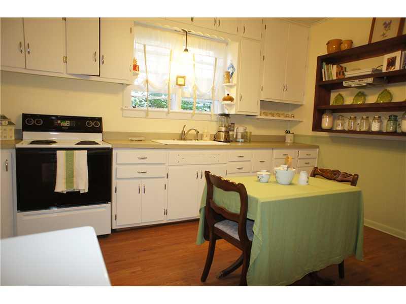 11233 East McGregor Road Indianapolis, IN 46259 - Photo 5 of 20 Gallery Image 5