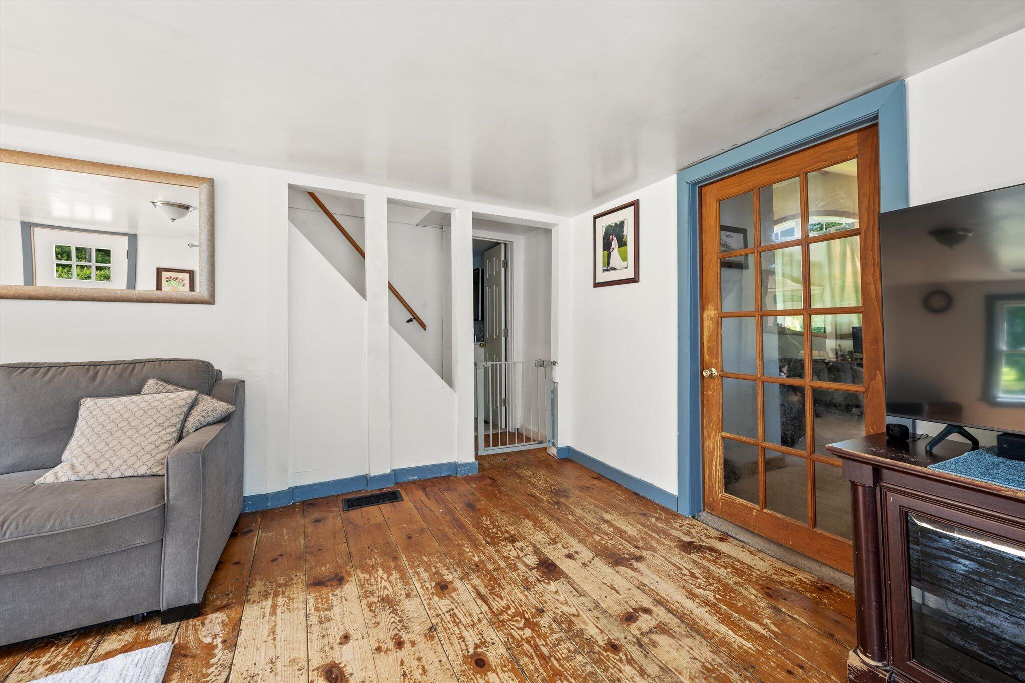13 Race Course Road Bucksport, ME 04416 - Photo 12 of 32 12-Living Room
