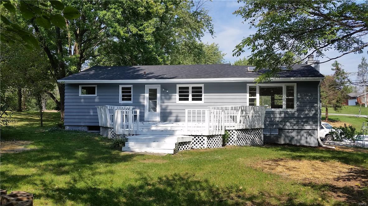 1422 Seiler Road Alton, IL 62002 - Photo 3 of 25