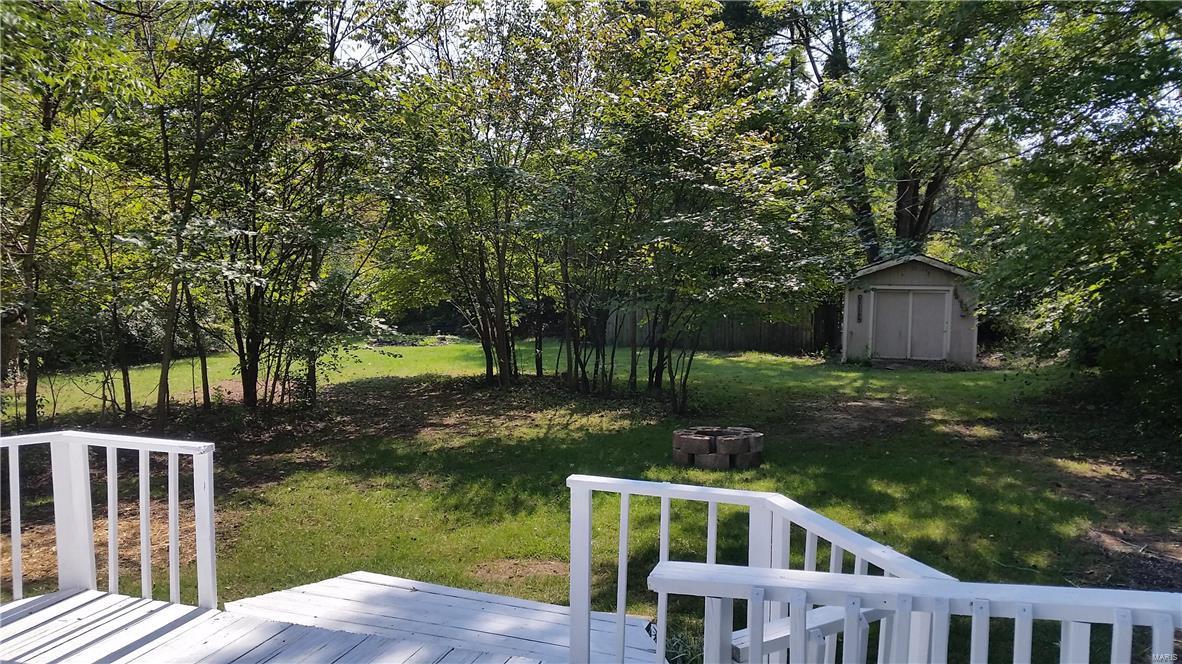 1422 Seiler Road Alton, IL 62002 - Photo 9 of 25