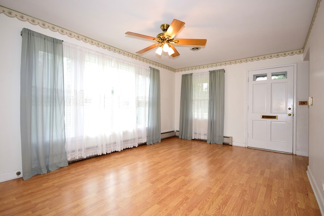 150 North Rohlwing Road Palatine, IL 60074 - Photo 5 of 25
