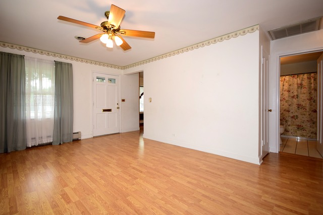 150 North Rohlwing Road Palatine, IL 60074 - Photo 6 of 25