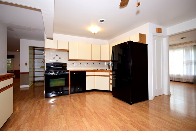 150 North Rohlwing Road Palatine, IL 60074 - Photo 10 of 25