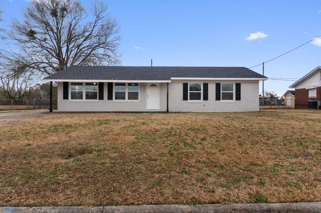 $205,000 | 3330 Fashion Drive, Augusta, GA 30906