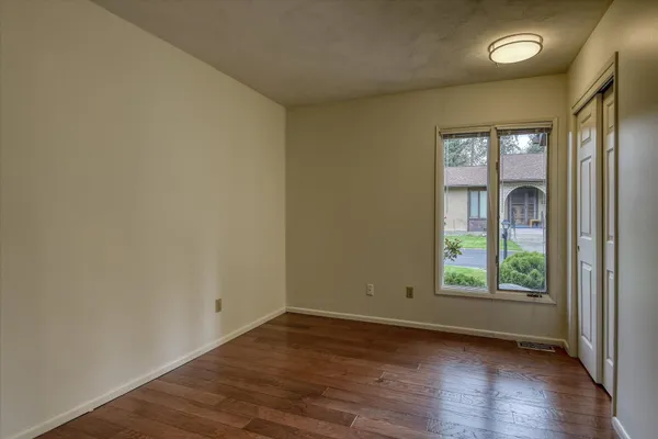 $475,000 | 2002 West Regina Avenue, Spokane, WA 99218