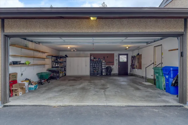 $475,000 | 2002 West Regina Avenue, Spokane, WA 99218
