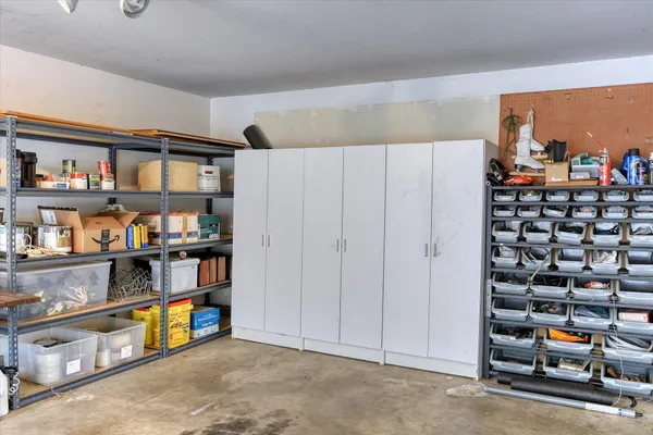 $475,000 | 2002 West Regina Avenue, Spokane, WA 99218