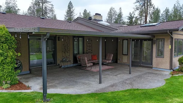 $475,000 | 2002 West Regina Avenue, Spokane, WA 99218