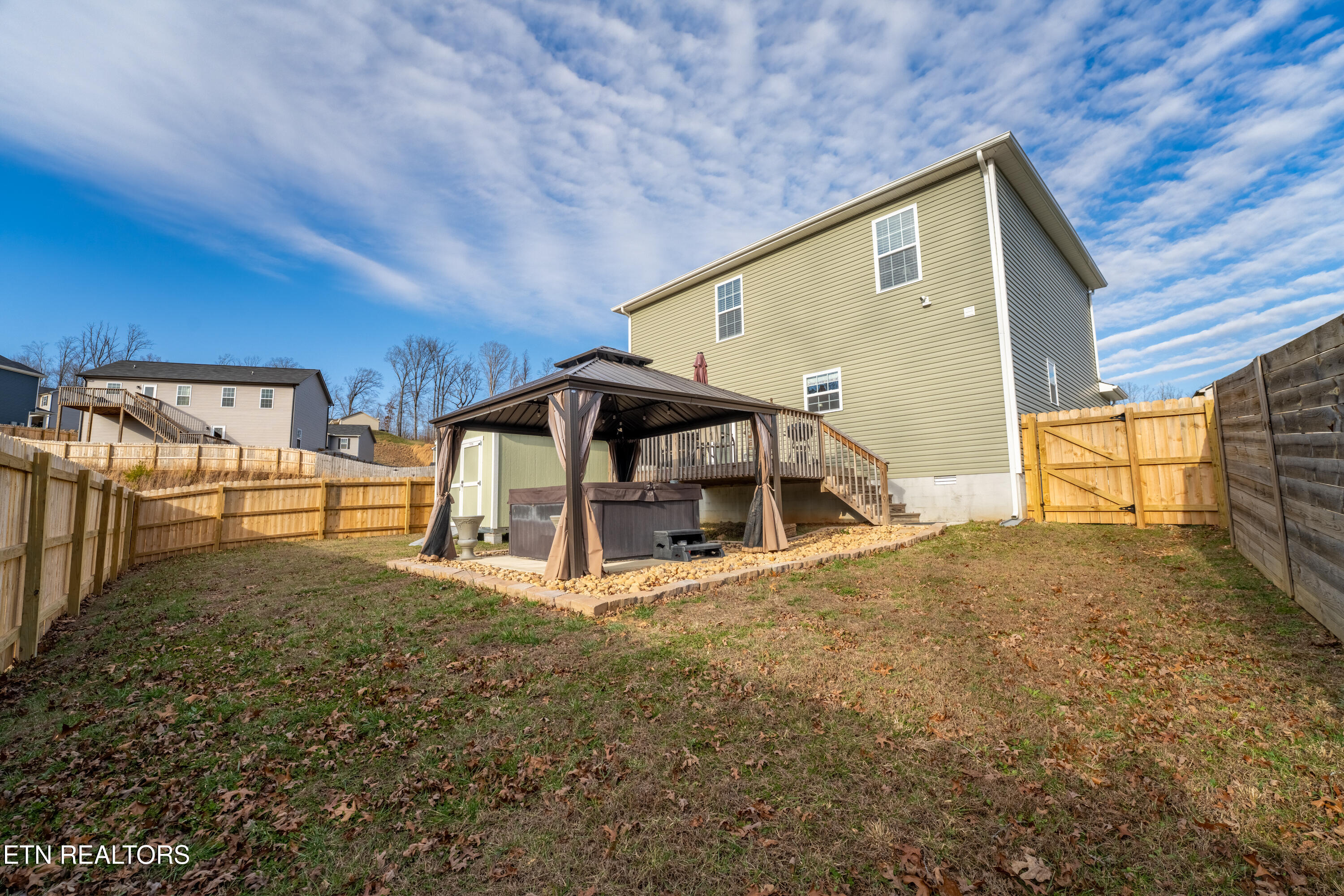 3307 Townsend Pk Lane Powell, TN 37849 - Photo 27 of 41 27 (6)