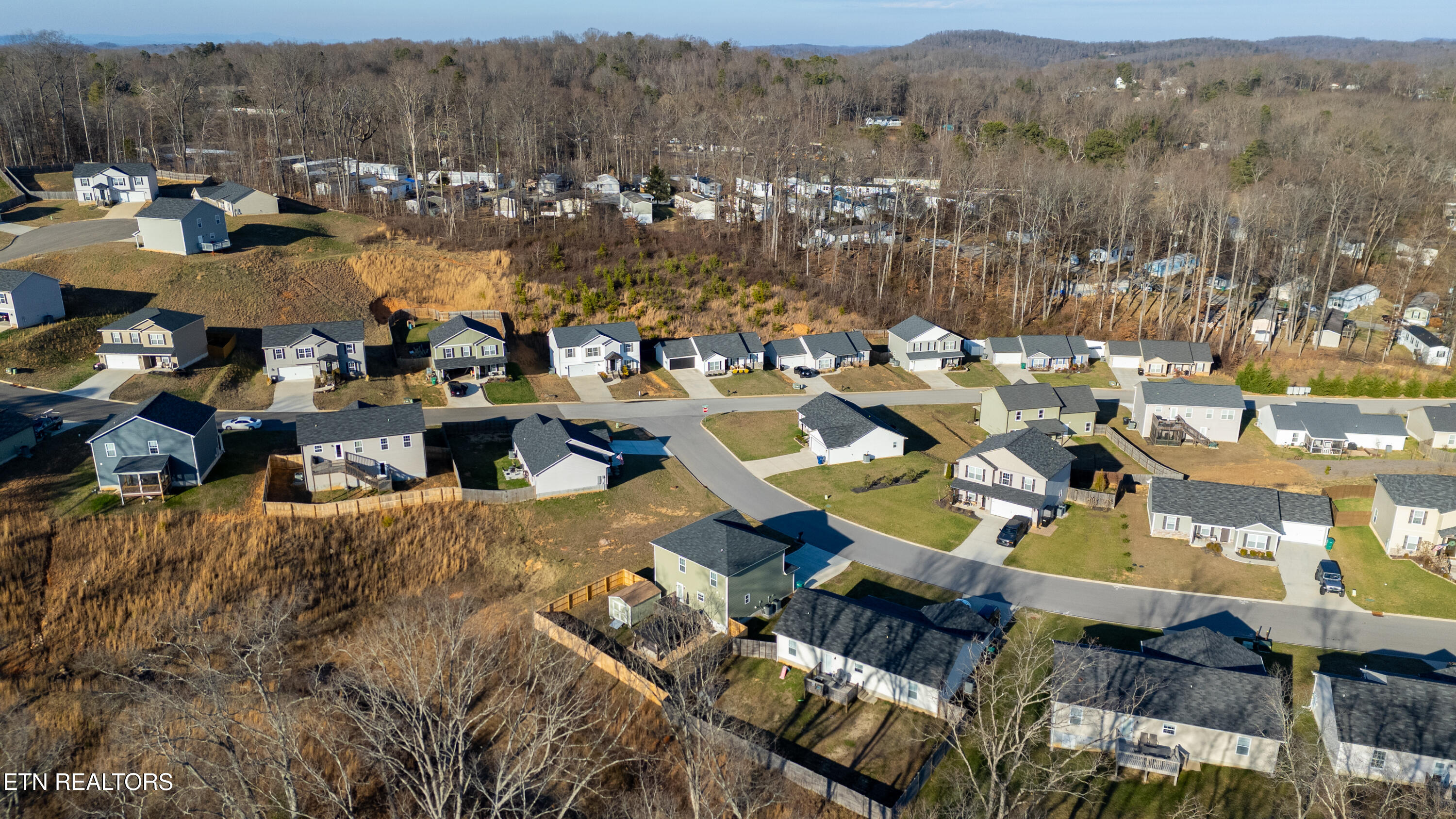 3307 Townsend Pk Lane Powell, TN 37849 - Photo 38 of 41 38 (5)