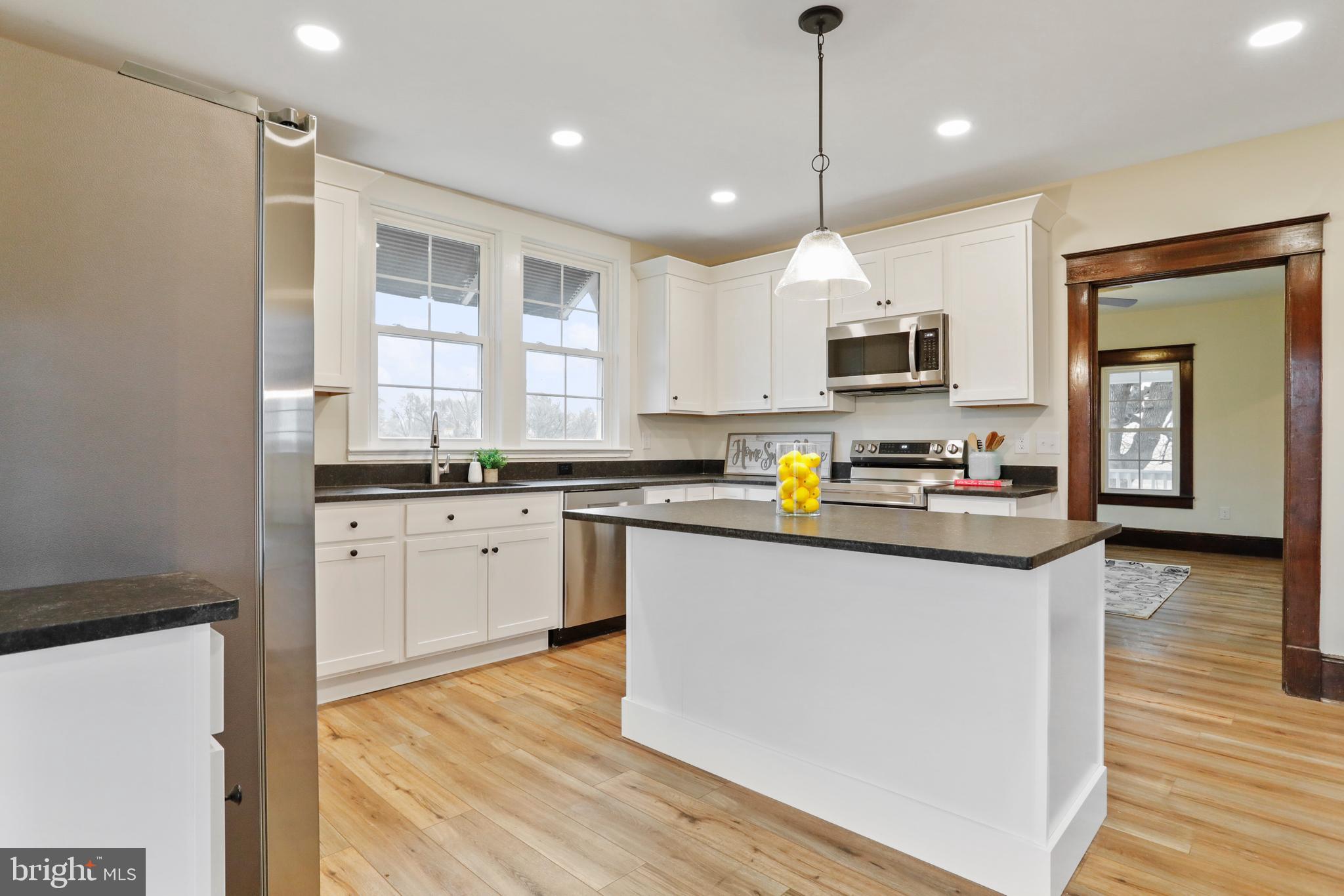 385 Fairview Road Woodstock, VA 22664 - Photo 14 of 55 Kitchen