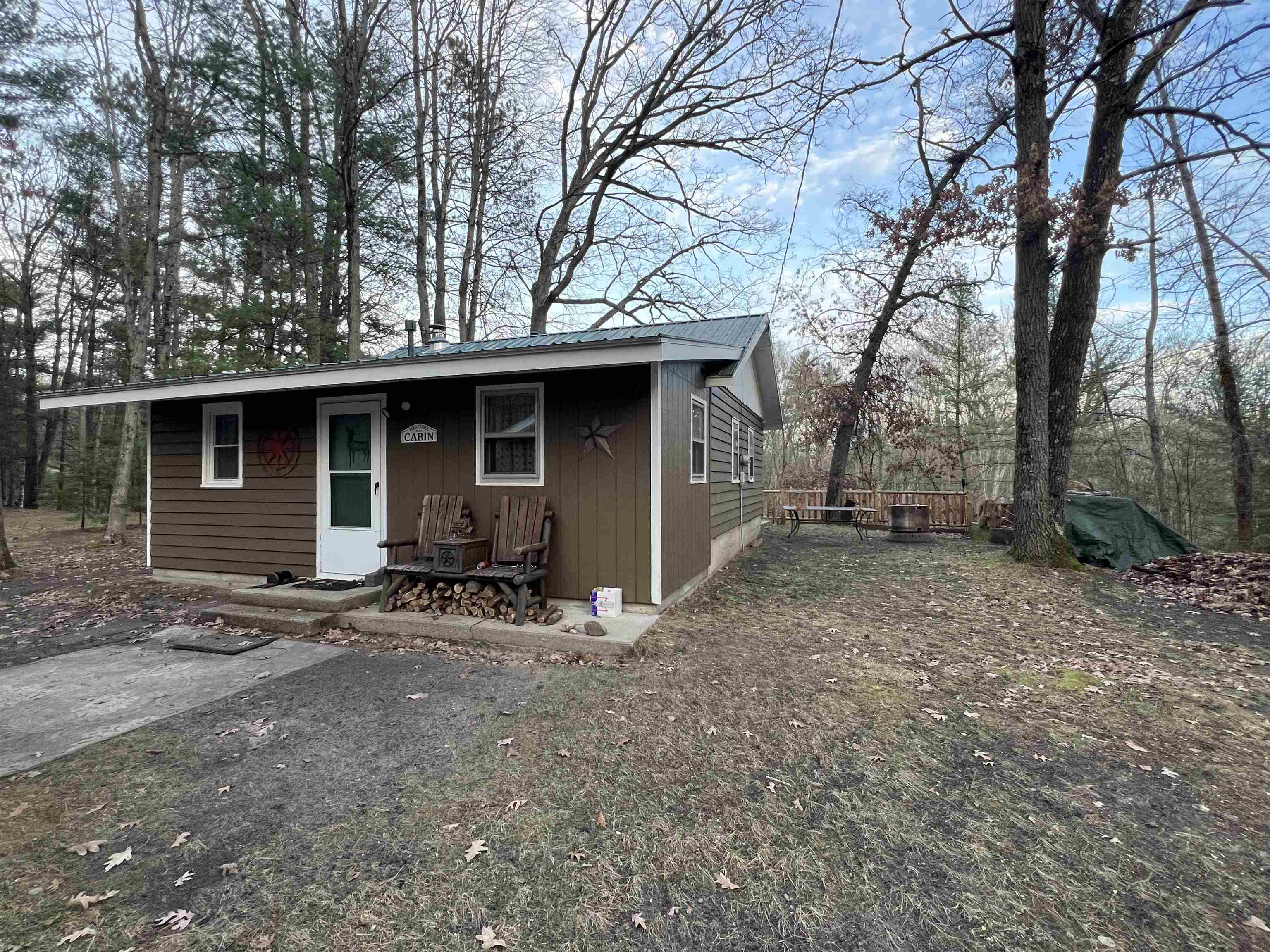 2250 Buck Road Harrison, MI 48625 - Photo 27 of 29 1929435-4a9b9505-3f67-46b8-8d3b-5c65228ac6a3.JPG