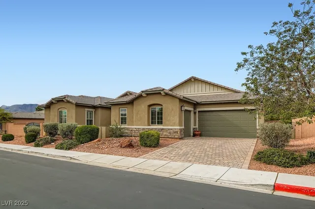 $4,200 | 6823 Willowcroft Street, Las Vegas, NV 89149