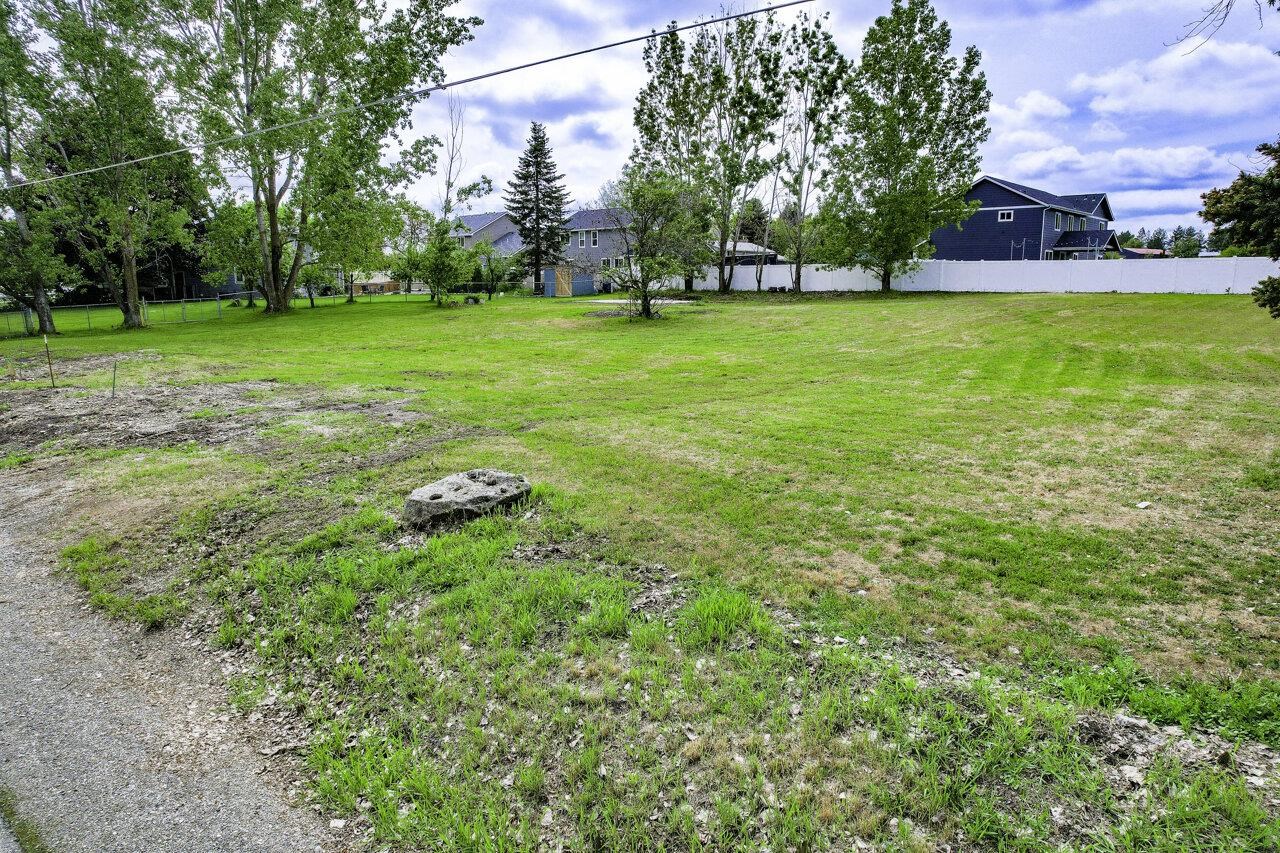 704 South Henry Road Greenacres, WA 99016 - Photo 12 of 13 Gallery Image 12