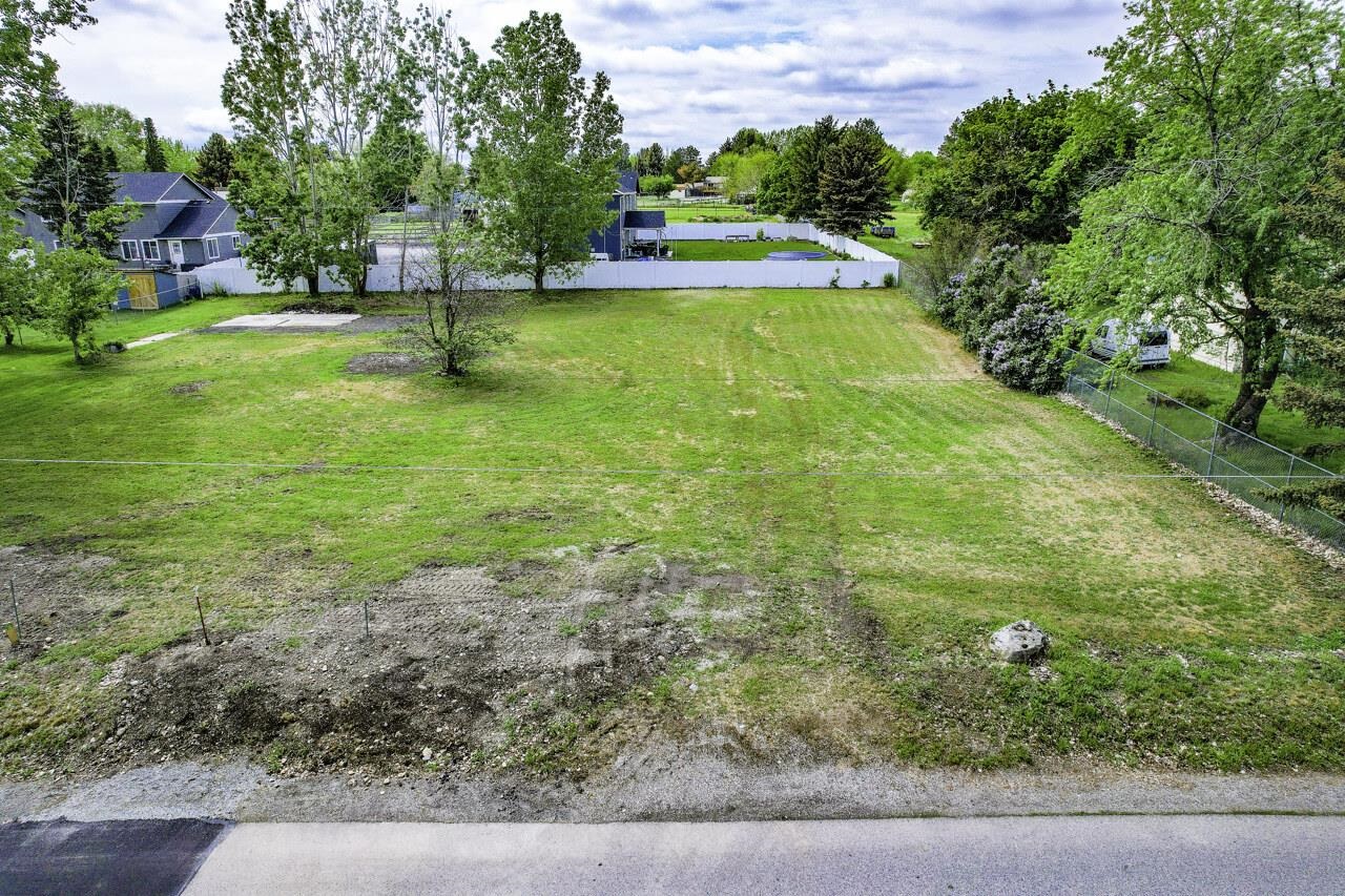 704 South Henry Road Greenacres, WA 99016 - Photo 6 of 13 Gallery Image 6