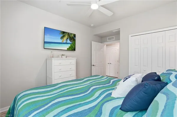 $574,900 | 17411 Cherrywood Court, Unit 7304, Bonita Springs, FL 34135